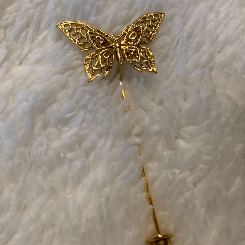 2 Vintage Butterfly pins brooches White Gold-tone - Picture 4 of 5